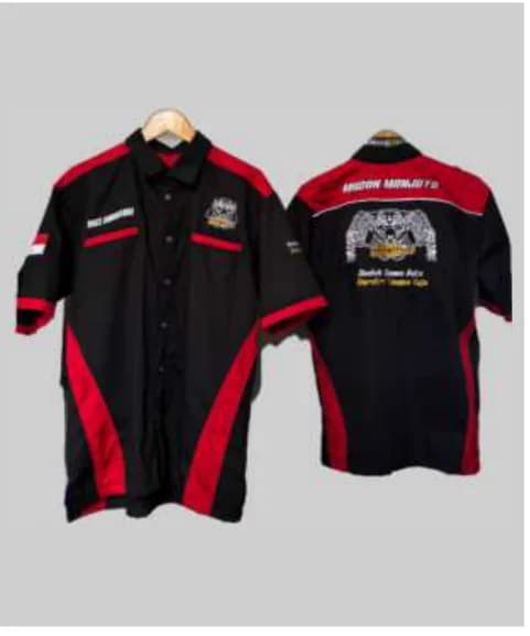Kemeja hitam merah MMA dengan bordir di dada dan punggung
